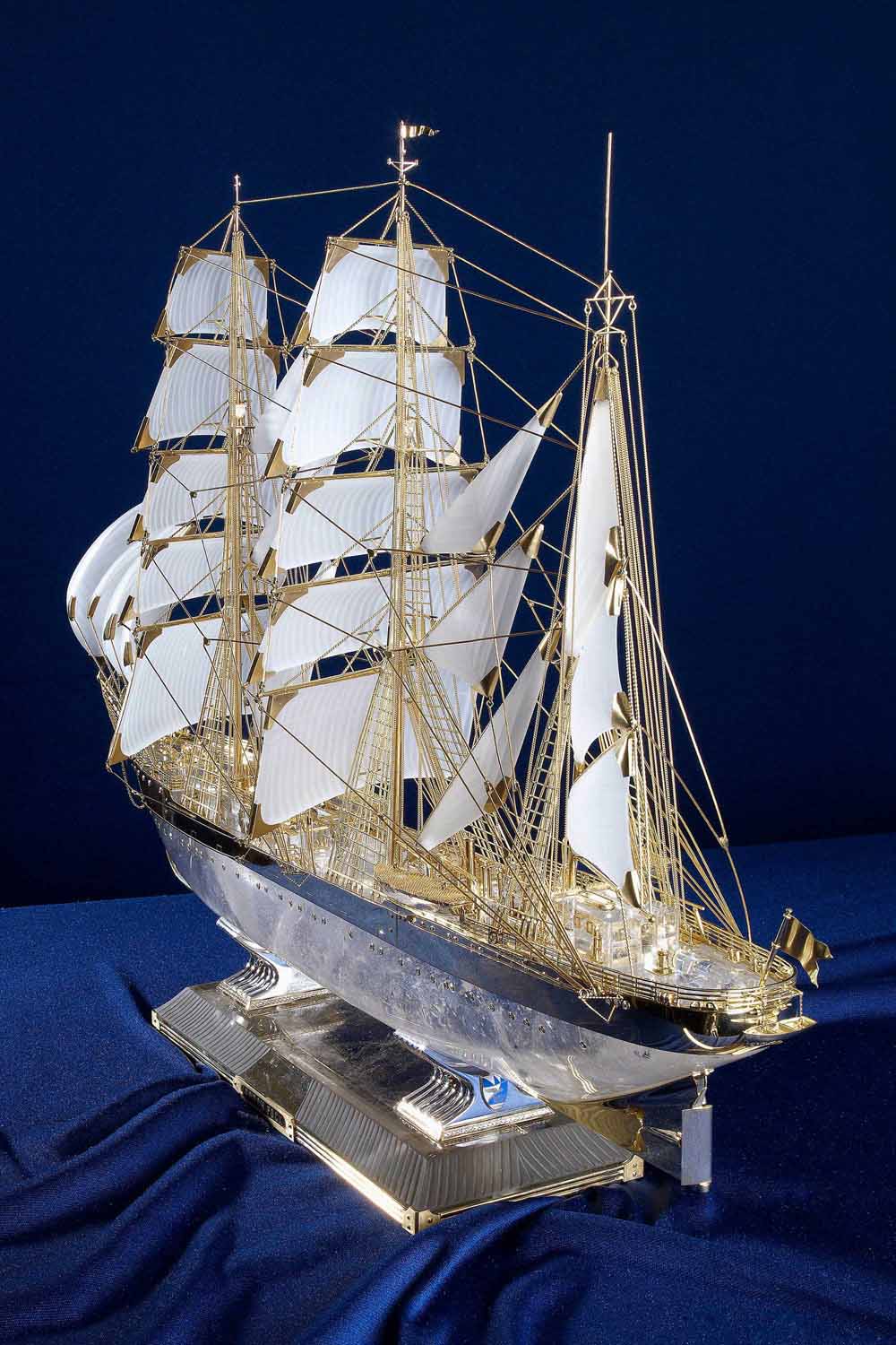 Weitere Bilder des Segelschiffs Gorch Fock
