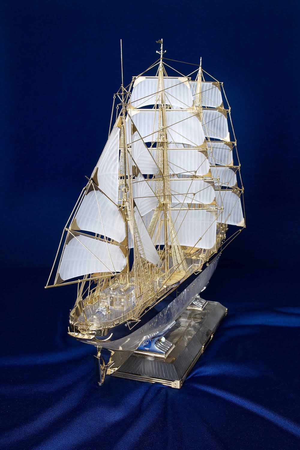 Weitere Bilder des Segelschiffs Gorch Fock